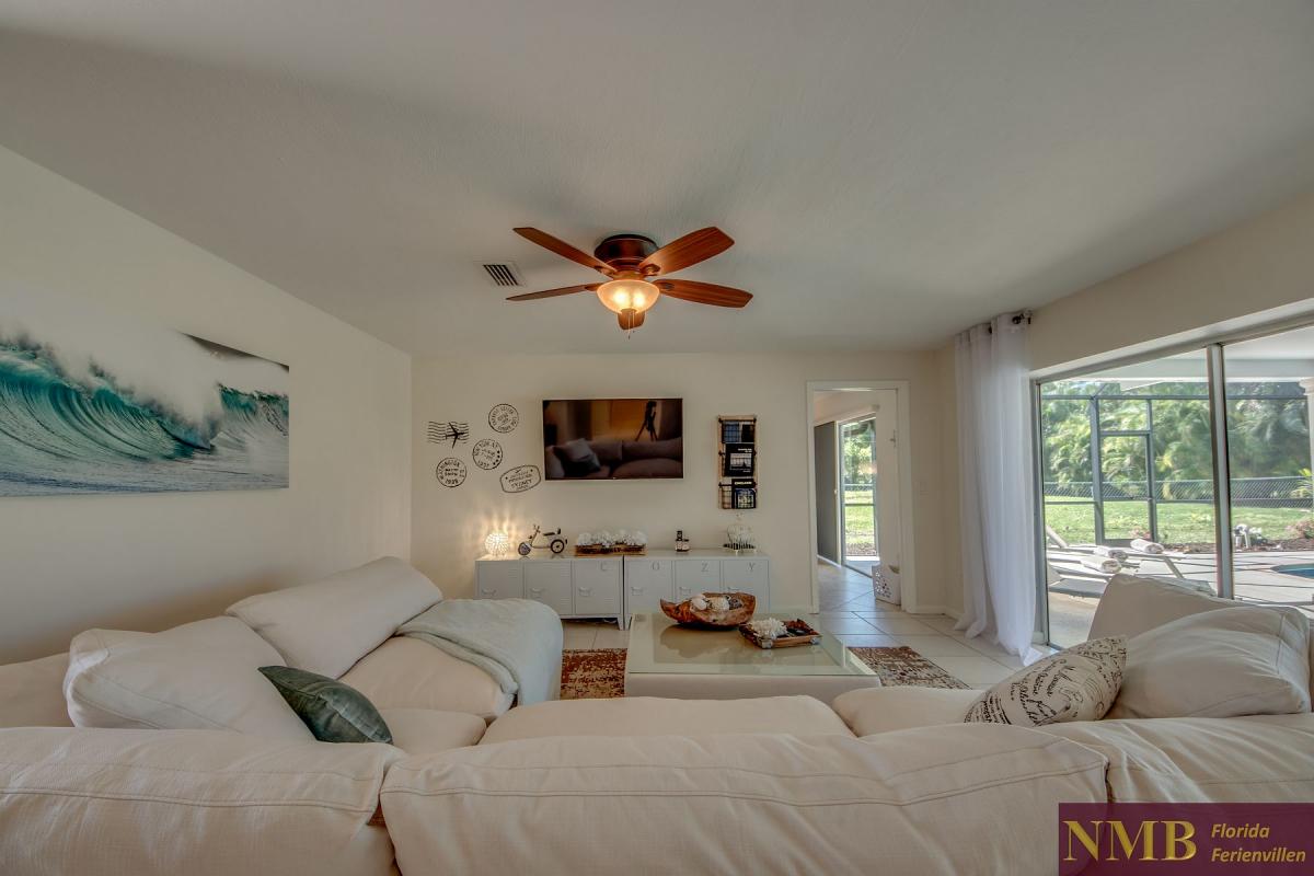 Ferienhaus-Cape-Coral-Cozy-Island_10-Family Room